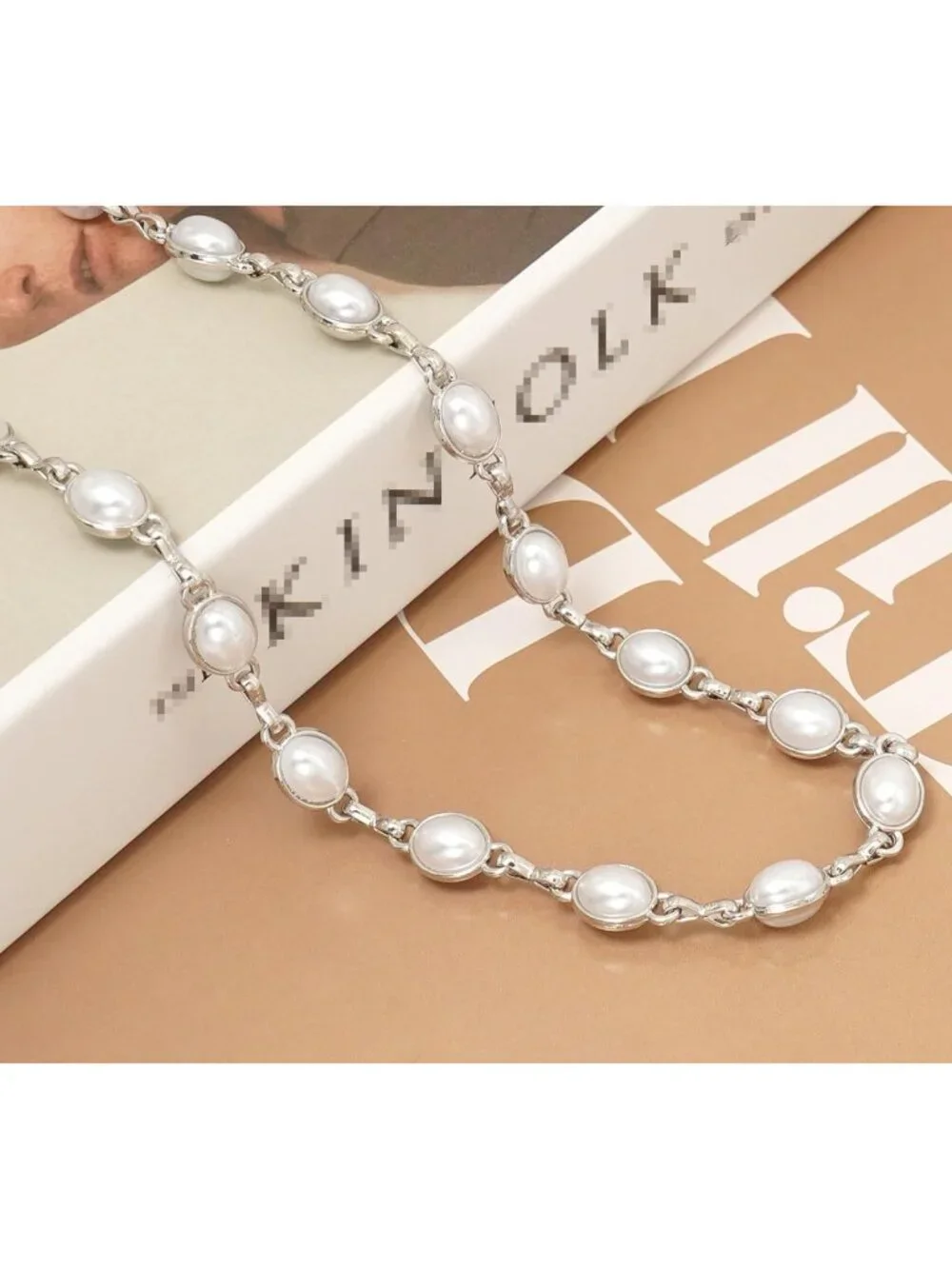 Adjustable Metal Waist Chain Belt - Stylish Gold & Silver Fashion Accessory